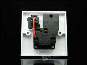 墙壁插座接线全攻略 正确方法与安全注意事项详解